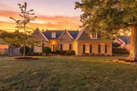 9842 Garden Pl, Germantown, TN 38139