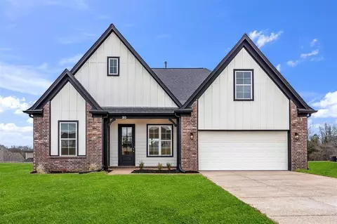 175 Hughetta St, Oakland, TN 38060