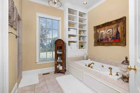 Bath - 803 Culbreath Rd, Covington, TN 38019 photo 3 of 6