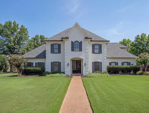 2056 Dogwood Garden Dr, Germantown, TN 38139