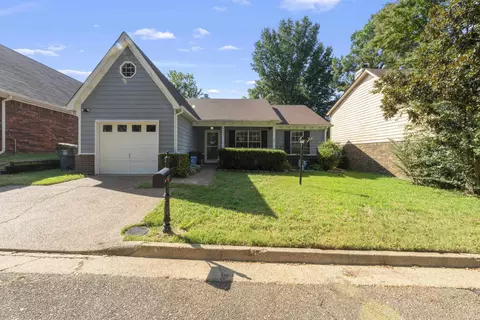 8407 Honey Dr, Cordova, TN 38016