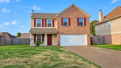 6928 Naples Dr, Cordova, TN 38018