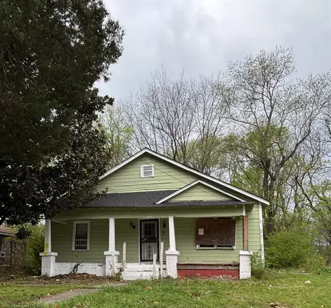 3043 Sax Rd, Memphis, TN 38109