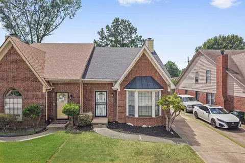 6717 Ross Ridge Dr, Memphis, TN 38141
