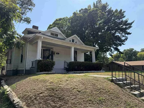 Exterior - 541 E Trigg Ave E, Memphis, TN 38106 photo 3 of 7