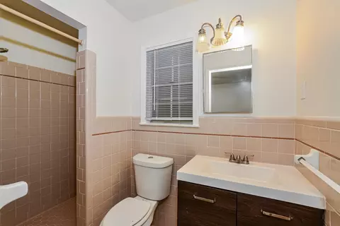 Bath - 9540 Stuart Rd, Olive Branch, MS 38654 photo 2 of 2