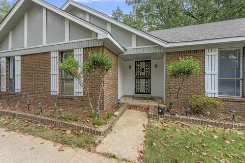 4116 Kingscrest Cv, Memphis, TN 38115