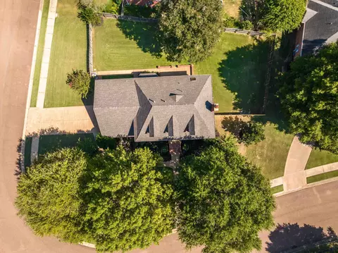 View/Area - 1196 E Lake Pointe Dr, Collierville, TN 38017 photo 6 of 7