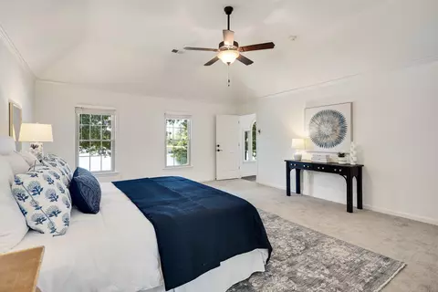 Bedroom - 1196 E Lake Pointe Dr, Collierville, TN 38017 photo 2 of 5