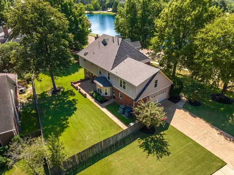 View/Area - 1196 E Lake Pointe Dr, Collierville, TN 38017 photo 5 of 7