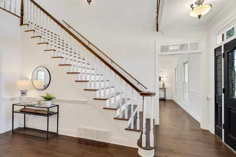 Entry Way - 1196 E Lake Pointe Dr, Collierville, TN 38017 photo 3 of 3