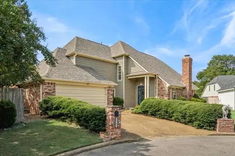 8383 Rochester Cv, Germantown, TN 38139