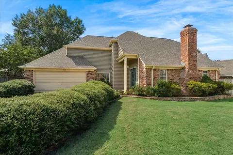 8383 Rochester Cv, Germantown, TN 38139