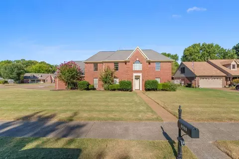 6598 Stonetrace Dr, Bartlett, TN 38135