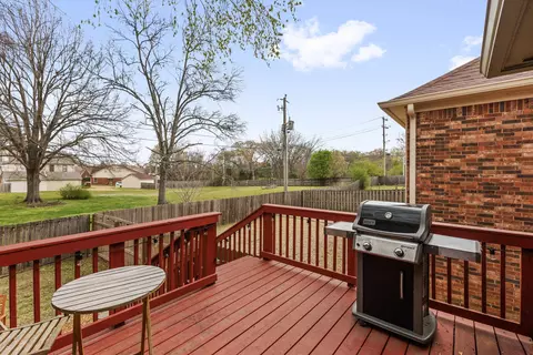 Exterior - 382 Booth Ln, Collierville, TN 38017 photo 3 of 6