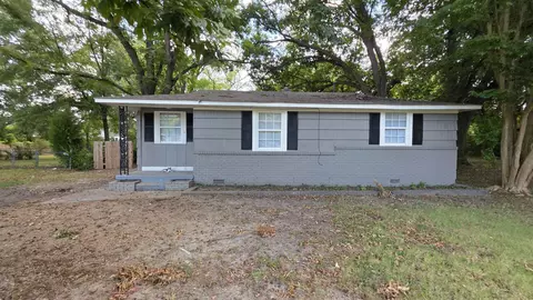 4918 Berta Rd, Memphis, TN 38109