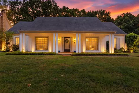 2962 Pangbourne Cv, Germantown, TN 38138