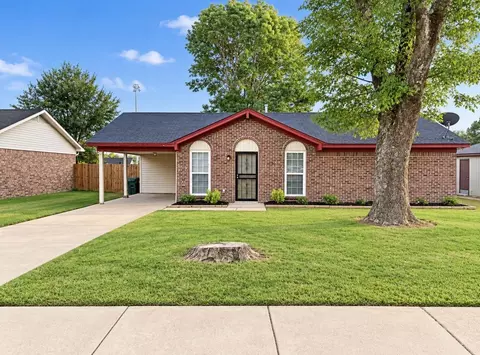 4765 Bill Knight Rd, Millington, TN 38053