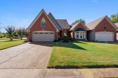 4011 Muirfield Dr, Memphis, TN 38125