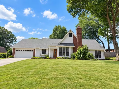 2751 Rockcreek Park, Cordova, TN 38016