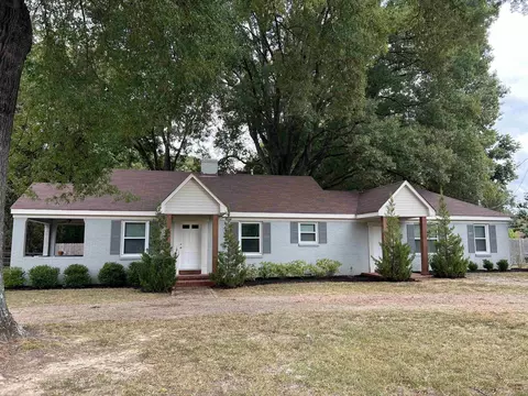 70 Main St, Rossville, TN 38066