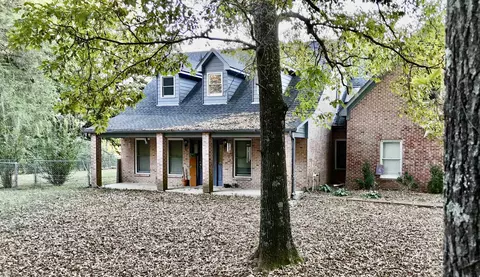 1125 Walton Rd, Bolivar, TN 38008