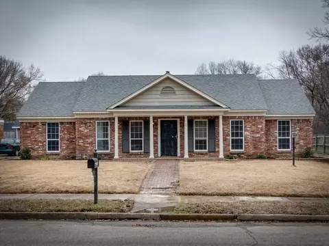 3150 Estes St, Memphis, TN 38115