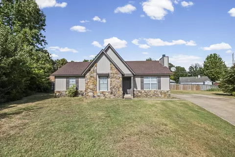 6014 Almond Creek Cv, Millington, TN 38053