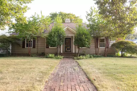 3365 Central Ave, Memphis, TN 38111