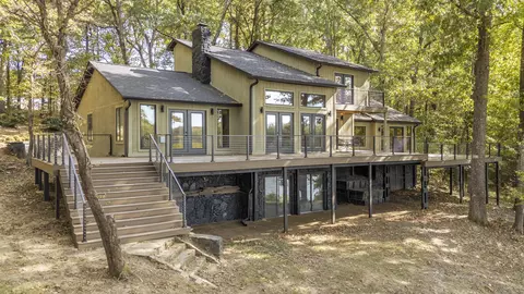 70 Red Bud Trl, Middleton, TN 38052