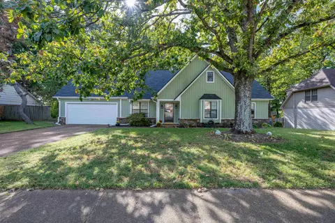2095 Kingsrow Pkwy, Cordova, TN 38016