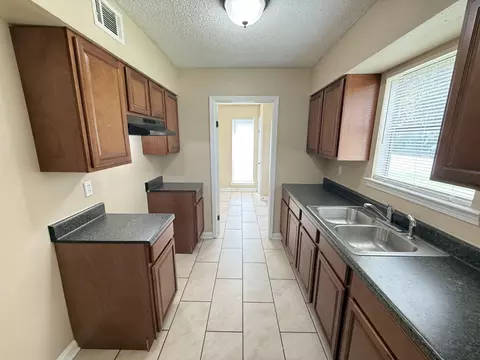 Kitchen - 5588 Maple Tree Dr, Memphis, TN 38115 photo 3 of 3