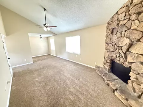 Living - 5588 Maple Tree Dr, Memphis, TN 38115 photo 1 of 2