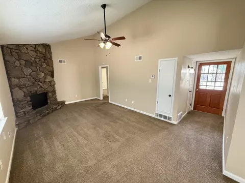 Living - 5588 Maple Tree Dr, Memphis, TN 38115 photo 2 of 2