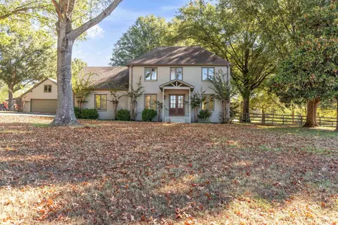 1760 Reid-hooker Cv, Eads, TN 38028