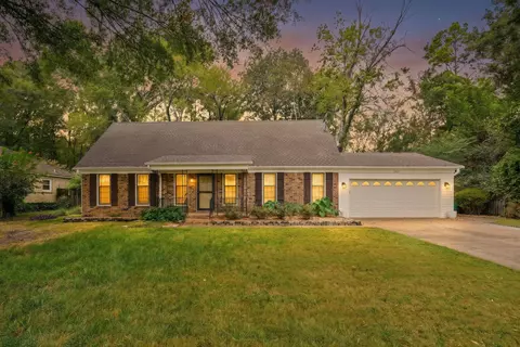 2531 Mimosa Tree Dr, Germantown, TN 38138