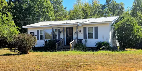 2871 Purdy Rd, Selmer, TN 38375