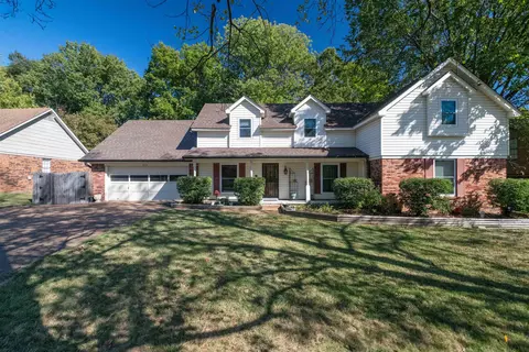 2708 Rockcreek Pkwy, Cordova, TN 38016