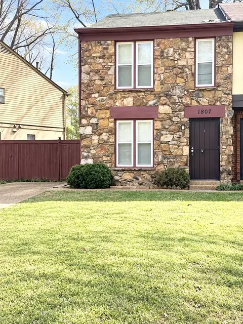 1807 Grovehaven Cir #1807, Memphis, TN 38116