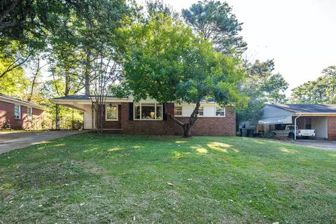 1452 S White Station Rd, Memphis, TN 38117