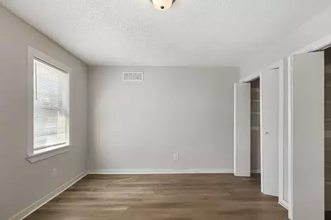 Bedroom - 2413 Ridgeway Rd, Memphis, TN 38119 photo 4 of 4