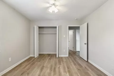 Bedroom - 2413 Ridgeway Rd, Memphis, TN 38119 photo 3 of 4