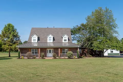 8755 Brunswick Rd, Millington, TN 38053