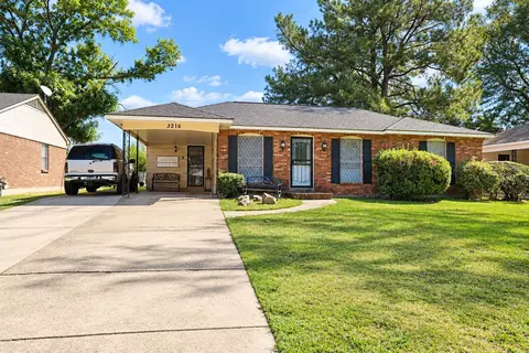 3216 S Goodlett Dr S, Memphis, TN 38118