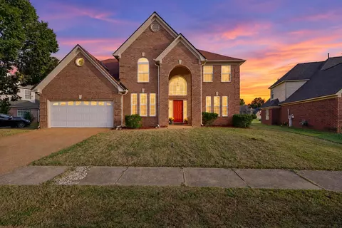 8633 May Orchard Ln, Cordova, TN 38018