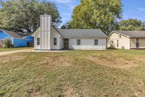 5773 Garden Ridge Cv, Millington, TN 38053