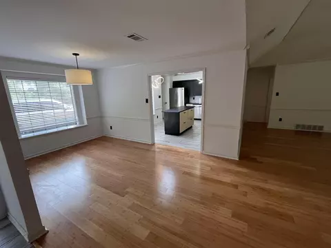 Living - 296 E Poplar Ave, Collierville, TN 38017 photo 3 of 3