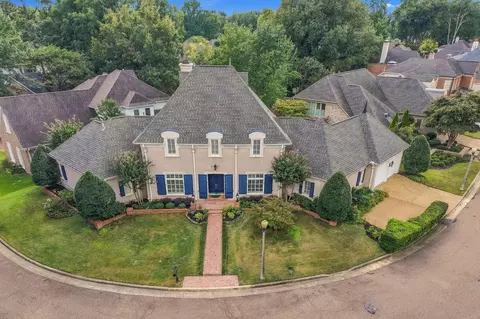 7155 Bell Manor Cv, Germantown, TN 38138