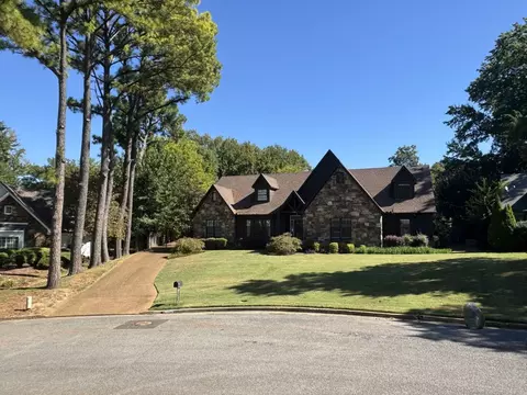 5594 Kings Pt, Memphis, TN 38120