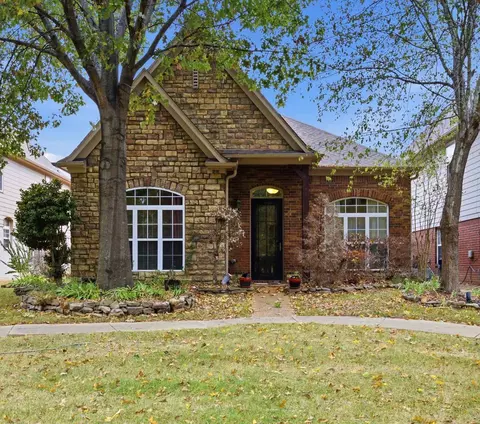 1898 N Houston Levee Rd N, Cordova, TN 38016